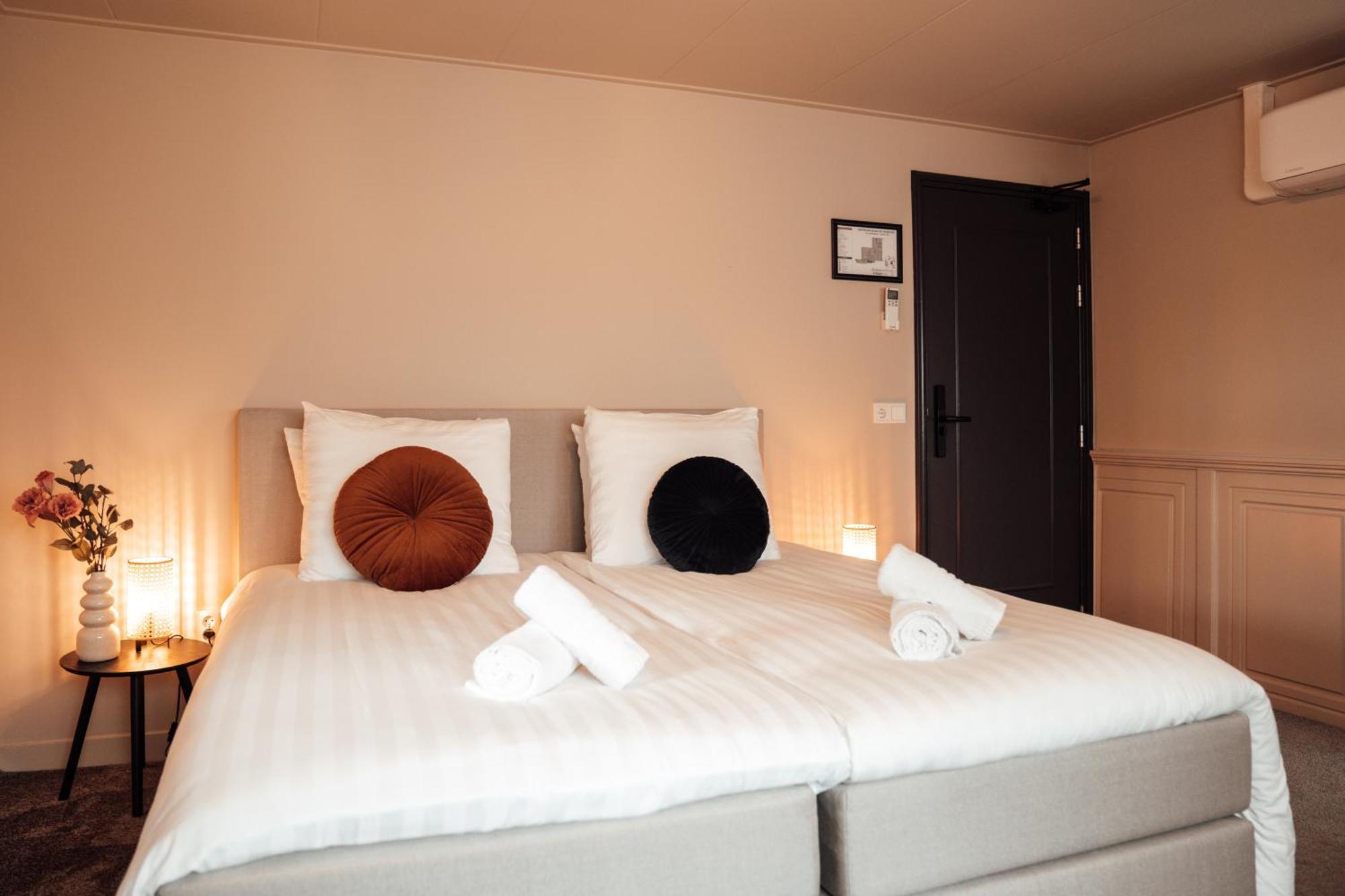 Hotel Bij Jacob Enschede Exteriör bild